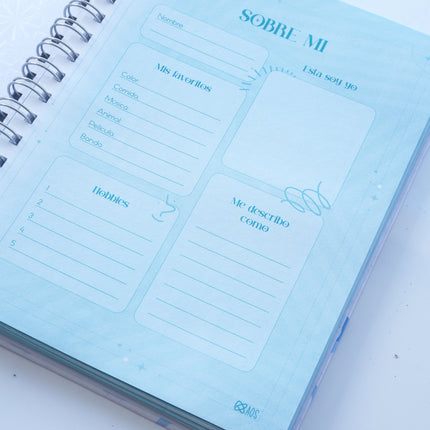 Cuaderno con Hojas Azules | Diseño Original y Creativo