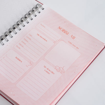 Cuaderno con Hojas Rojas | Creatividad y Estilo Único